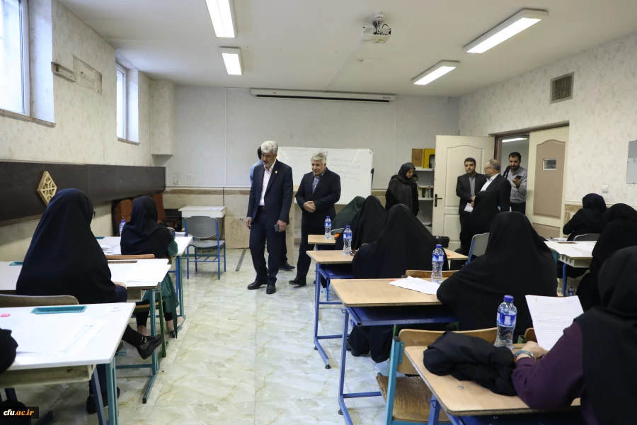 بازدید رییس دانشگاه فرهنگیان از روند برگزاری آزمون اصلح و پردیس شهید مفتح استان تهران 9