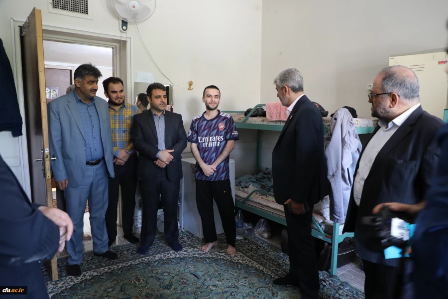 بازدید رییس دانشگاه فرهنگیان از روند برگزاری آزمون اصلح و پردیس شهید مفتح استان تهران 15