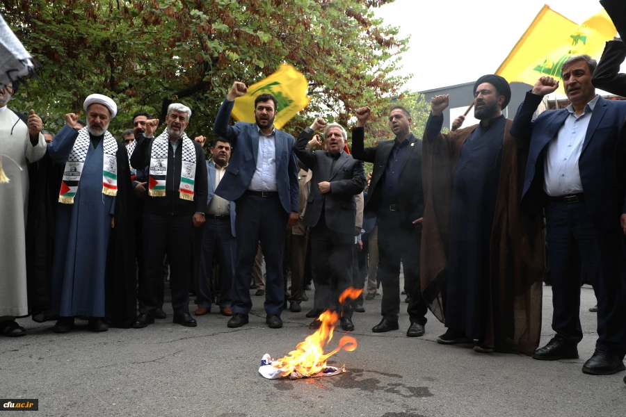 تجمع کارکنان سازمان مرکزی دانشگاه فرهنگیان در پی شهادت سیدحسن نصرالله و محکومیت جنایات رژیم صهیونیستی 6