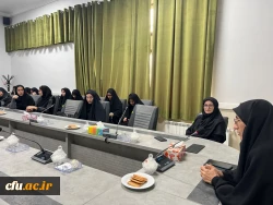 نشست صمیمی مشاور امور بانوان استانداری با دانشجومعلمان پردیس خواهران استان قزوین 10