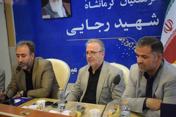 مراسم تودیع و معارفه مسئول حراست پردیس شهید صدوقی
 6