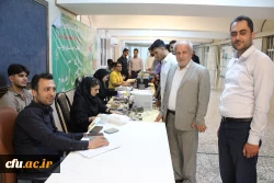 بازدید رئیس دانشگاه فرهنگیان استان بوشهر از روند ثبت نام حضوری نودانشجومعلمان دانشگاه 3