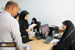 بازدید رئیس دانشگاه فرهنگیان استان بوشهر از روند ثبت نام حضوری نودانشجومعلمان دانشگاه 8