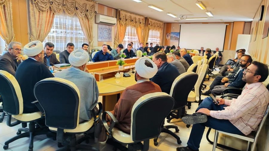 نشست هم اندیشی  اساتید دانشگاه فرهنگیان کرمانشاه با موضوع بررسی تحولات منطقه و جبهه مقاومت 2