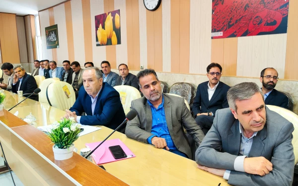 نشست هم اندیشی  اساتید دانشگاه فرهنگیان کرمانشاه با موضوع بررسی تحولات منطقه و جبهه مقاومت 3