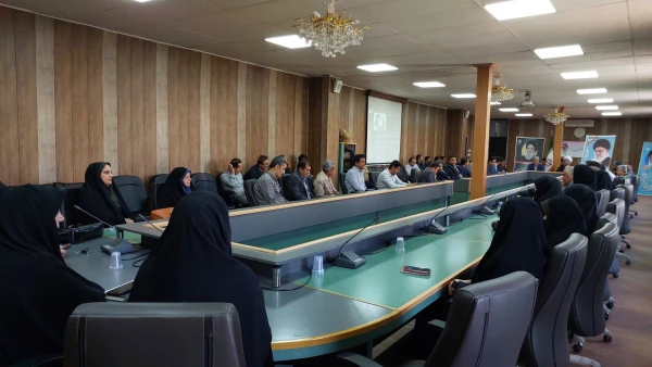 نشست هم اندیشی اساتید و کارکنان دانشگاه فرهنگیان استان کردستان
 6