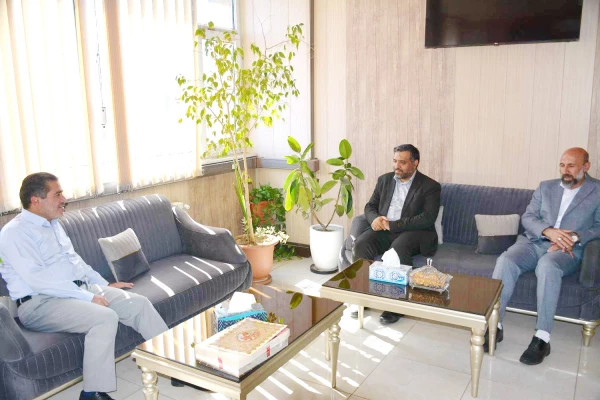 مدیرکل کمیته امداد استان قزوین از دانشگاه فرهنگیان تقدیر کرد 3