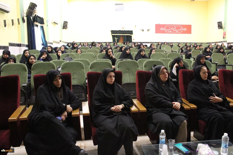 در پردیس های استان بوشهر؛
آئین استقبال از نودانشجومعلمان دانشگاه فرهنگیان برگزار شد 7