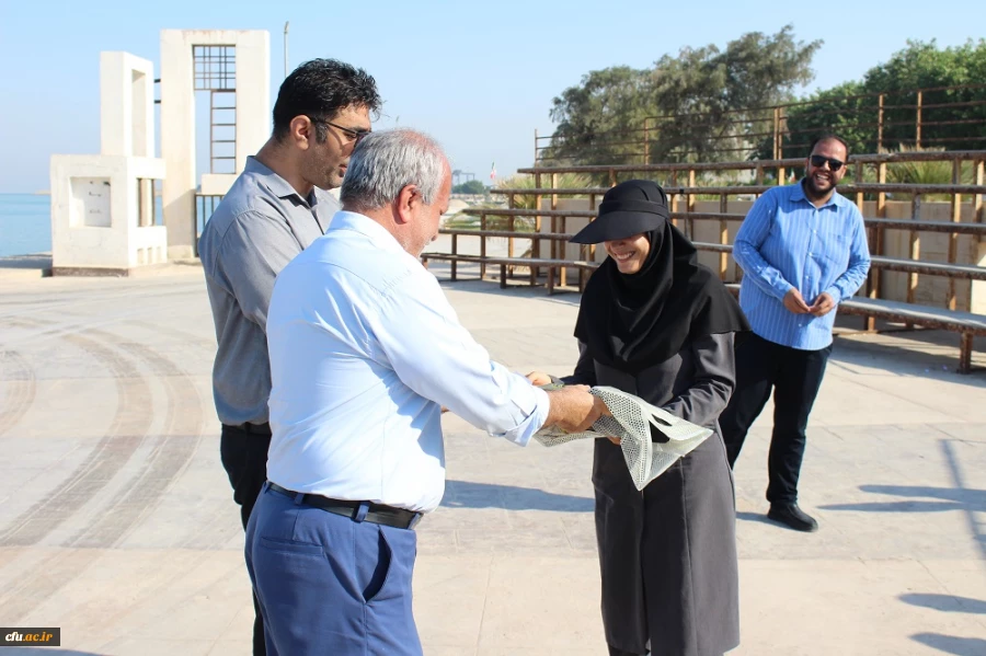 در ساحل شهر بوشهر؛
برگزاری همایش سراسری پیاده روی فرصت مهر دانشجومعلمان و کارکنان پردیس علامه طباطبایی 3