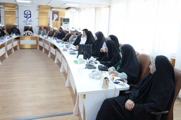 در دانشگاه فرهنگیان استان بوشهر برگزار شد:
دوره آموزشی و کارگاه توانمندسازی امامان جماعات دانشگاه های استان بوشهر 6