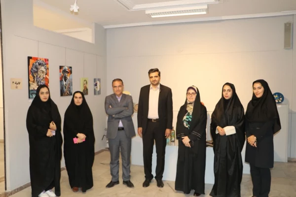 برگزاری نمایشگاه آثار هنری دانشجو معلمان هنر دانشگاه فرهنگیان  آذربایجان شرقی 4