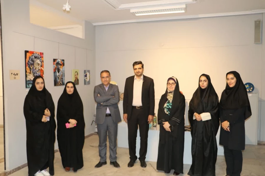 برگزاری نمایشگاه آثار هنری دانشجو معلمان هنر دانشگاه فرهنگیان  آذربایجان شرقی 4