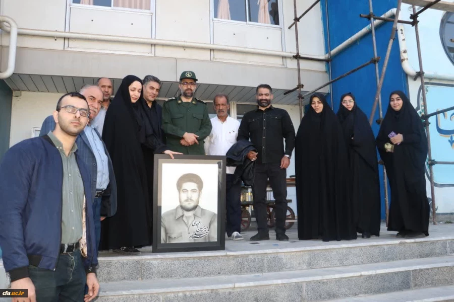 رونمایی از طراحی چهره شهدا بصورت سیاه قلم در دانشگاه فرهنگیان آذربایجان شرقی  7