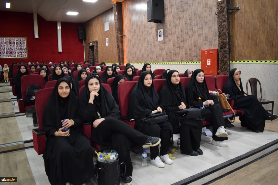 برگزاری آئین استقبال از نو دانشجو معلمان دانشگاه فرهنگیان کرمانشاه 
 4