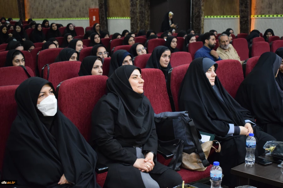 برگزاری آئین استقبال از نو دانشجو معلمان دانشگاه فرهنگیان کرمانشاه 
 12