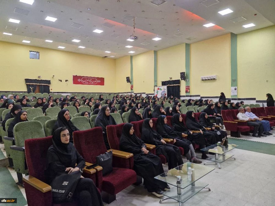 در پردیس بنت الهدی صدر بوشهر؛
برگزاری همایش ارتقاء مولفه های سلامت روان در دانشجویان 7