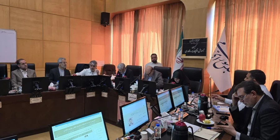 افزایش سن داوطلبان دانشگاه فرهنگیان در کمیته مربوط به این دانشگاه بررسی می شود 5