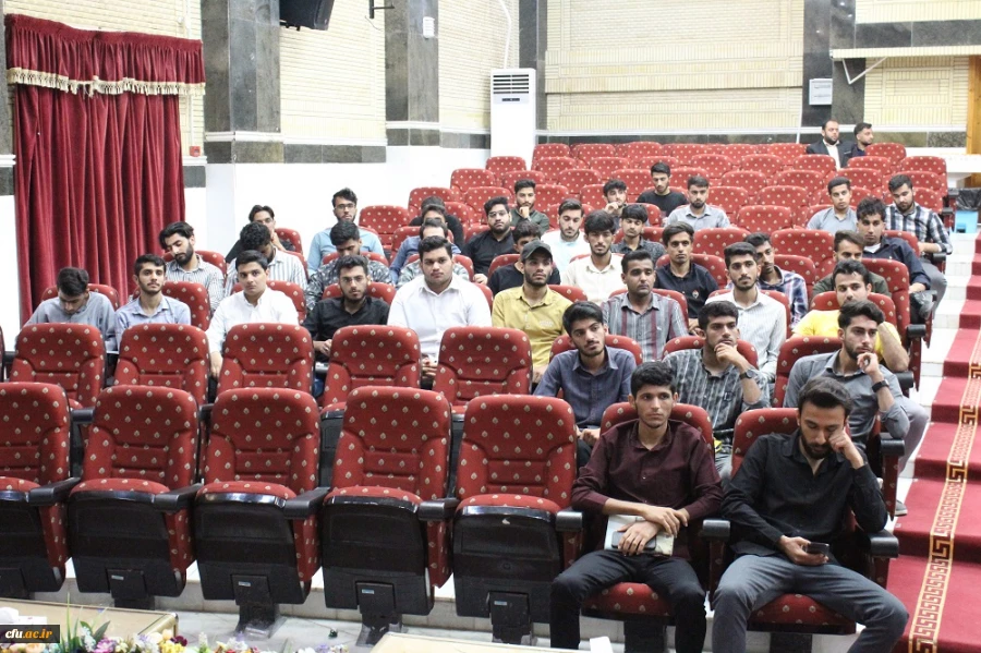 با حضور قهرمان سه دوره مسابقات وزنه  برداری آسیا؛
برگزاری کارگاه آشنایی با مکمل های ورزشی در دانشگاه فرهنگیان استان بوشهر  7