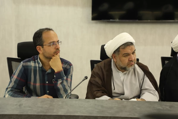 برنامه ها و فعالیت های ترویج معارف قرآن، نماز و مهدویت در دانشگاه فرهنگیان توسعه می یابد 7