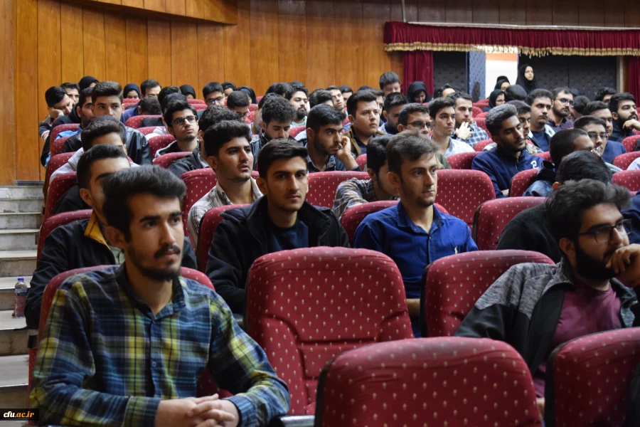 برگزاری نشست تخصصی «در دنیا چه می گذرد؟» در دانشگاه فرهنگیان کرمانشاه
 7