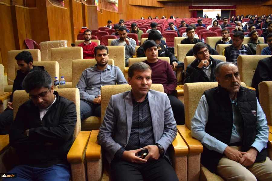 برگزاری نشست تخصصی «در دنیا چه می گذرد؟» در دانشگاه فرهنگیان کرمانشاه
 4