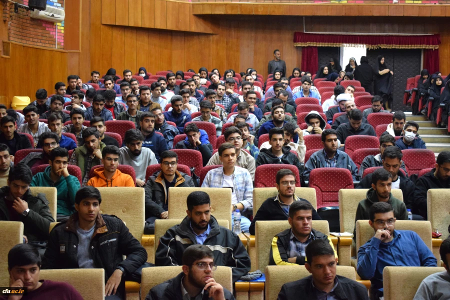 برگزاری نشست تخصصی «در دنیا چه می گذرد؟» در دانشگاه فرهنگیان کرمانشاه
 9