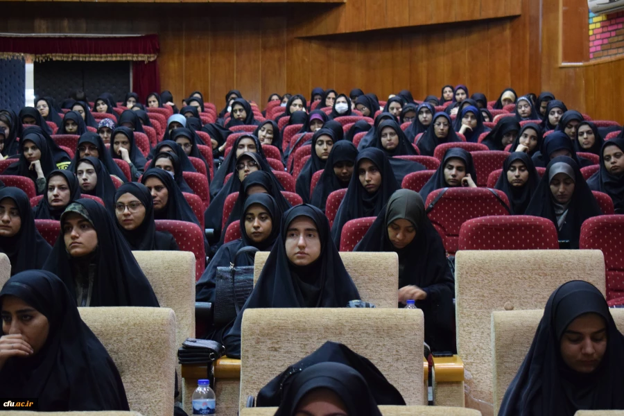 برگزاری نشست تخصصی «در دنیا چه می گذرد؟» در دانشگاه فرهنگیان کرمانشاه
 17