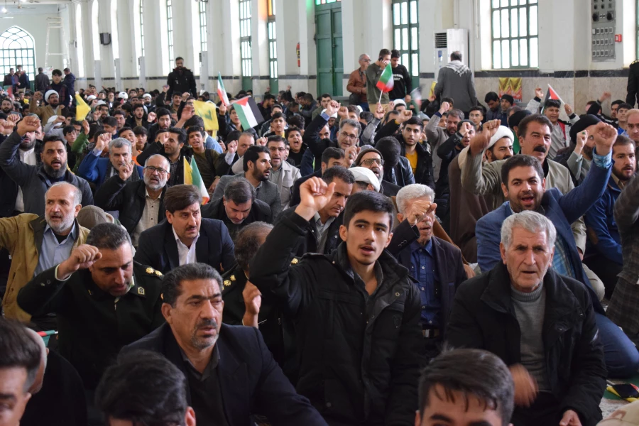 حضور پرشور اساتید، کارکنان و دانشجویان دانشگاه فرهنگیان کرمانشاه در راهپیمایی 13 آبان
 12