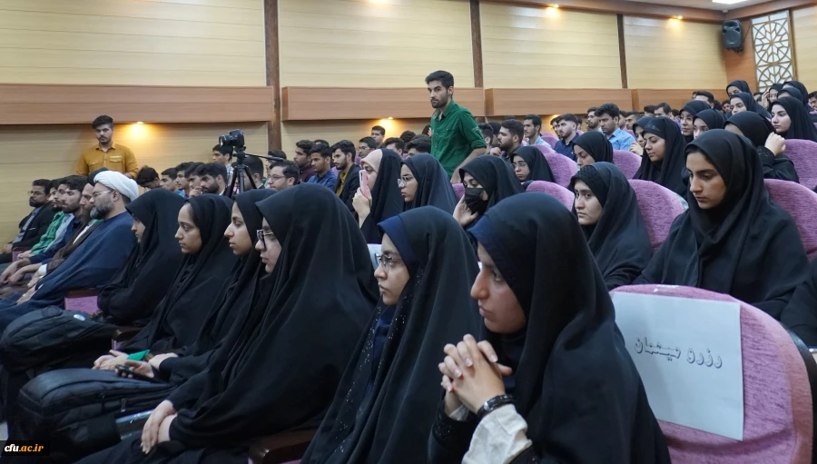 نشست عضو حقوقی و سخنگوی شورای نگهبان با روسای پردیس ها، مراکز، اساتیدو دانشجو معلمان دانشگاه فرهنگیان استان خوزستان 4