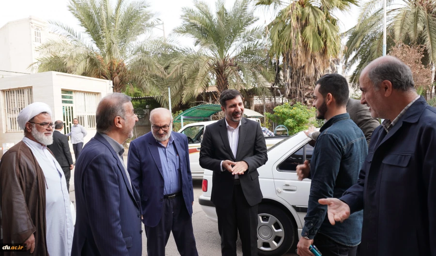 نشست عضو حقوقی و سخنگوی شورای نگهبان با روسای پردیس ها، مراکز، اساتیدو دانشجو معلمان دانشگاه فرهنگیان استان خوزستان 16