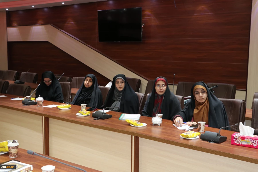 نشست علمی و هم اندیشی مواجهه با چالش تمدنی اسرائیل از منظر امام موسی صدردر آذربایجان شرقی 16