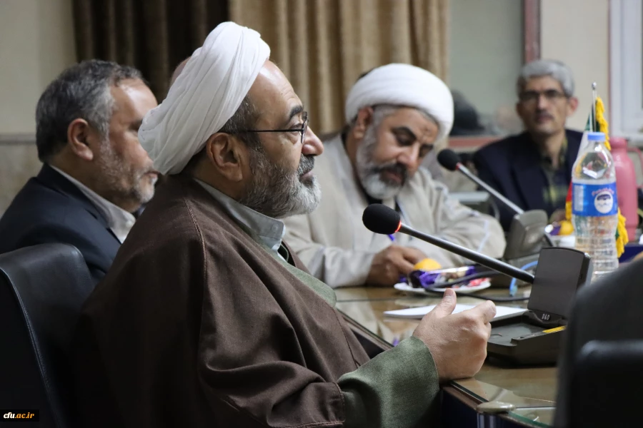 بیست و هشتمین نشست هم اندیشی اساتید دانشگاه فرهنگیان استان خراسان رضوی
 6