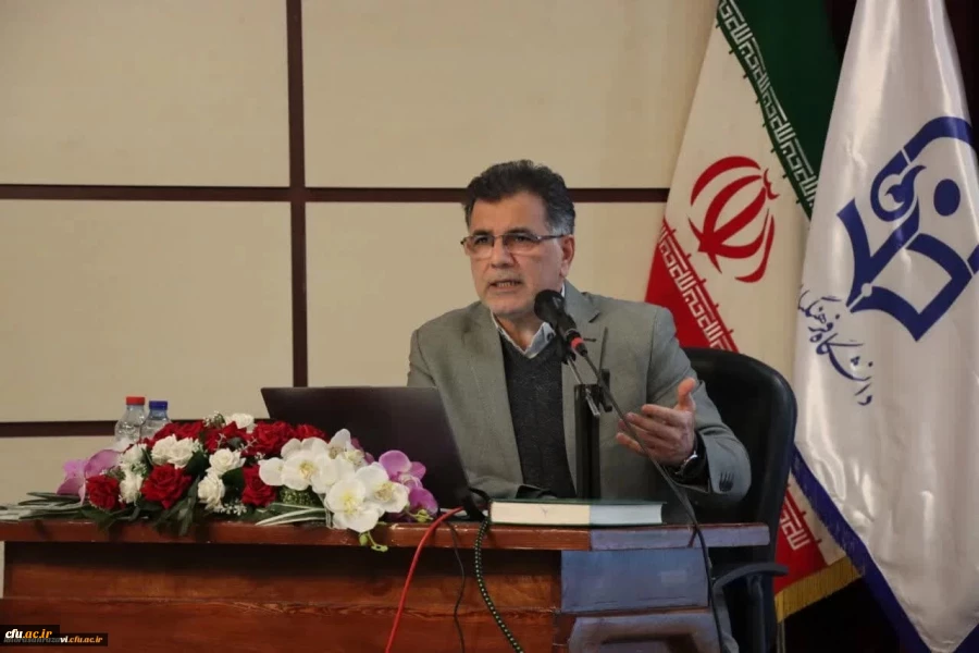 نقش مدیران مدارس در امر کارورزی نقش بی بدیل، مهم و اثربخشی است
 6