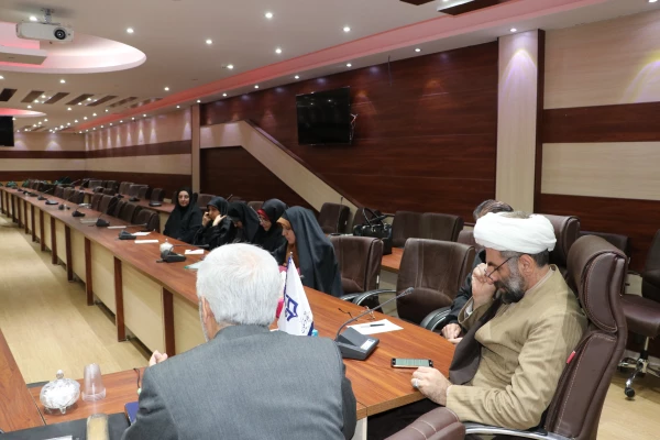 نشست علمی و هم اندیشی مواجهه با چالش تمدنی اسرائیل از منظر امام موسی صدردر آذربایجان شرقی 4