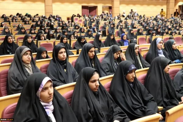 محفل بزرگ انس با قرآن کریم
 2