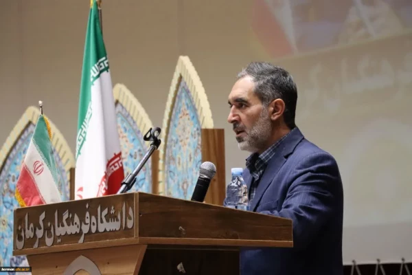 محفل بزرگ انس با قرآن کریم
 6