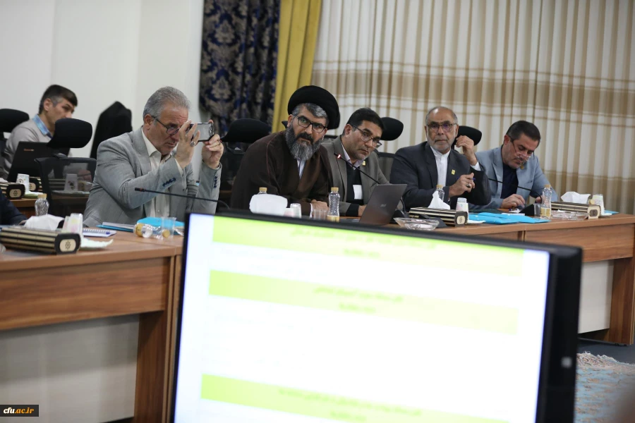 نشست مشترک رئیس و اعضای هیات رئیسه با مدیران استانی دانشگاه فرهنگیان با حضور وزیر محترم آموزش و پرورش 36