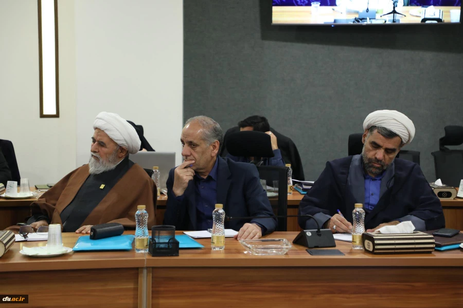 نشست مشترک رئیس و اعضای هیات رئیسه با مدیران استانی دانشگاه فرهنگیان با حضور وزیر محترم آموزش و پرورش 50