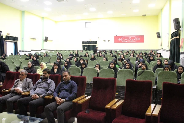 همایش زن و سیاست در دانشگاه فرهنگیان استان بوشهر برگزار شد 2