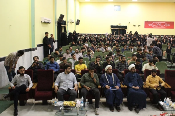 با حضور رئیس مجمع علمای مسلمان لبنان؛
همایش منجی وحدت اسلامی نابودی صهیون در دانشگاه فرهنگیان استان بوشهر برگزار شد 5