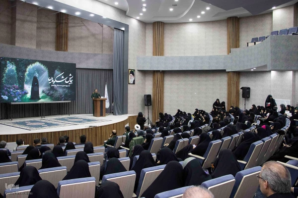 رگزاری همایش «شکوه حیا» در پردیس هنر و رسانه تبریز 4