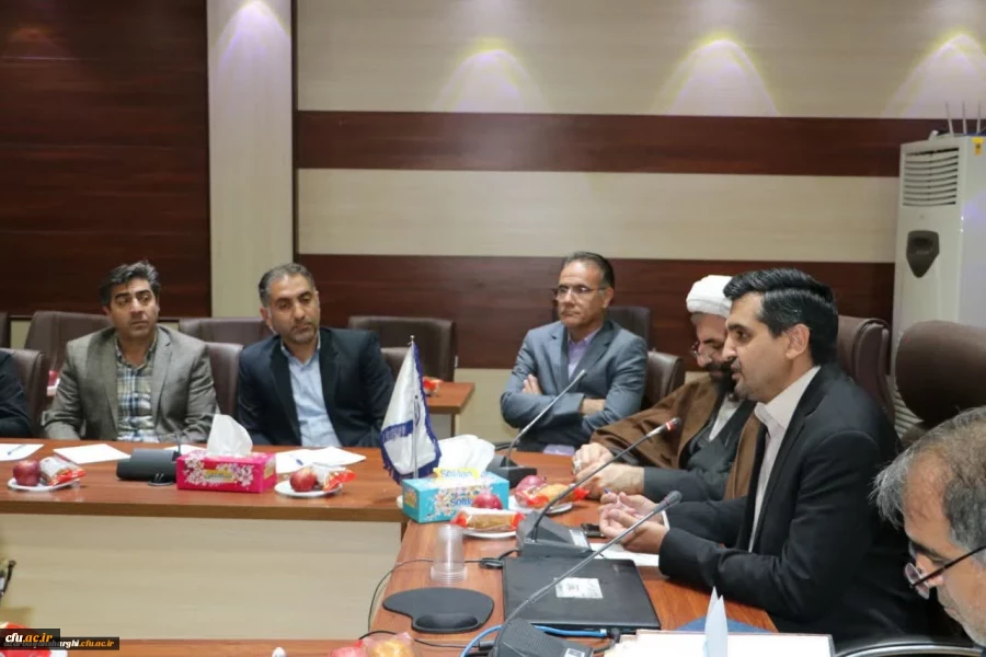 نشست صمیمی اعضای هیئت علمی پردیس های استان  با رئیس دانشگاه فرهنگیان آذربایجان شرقی  8