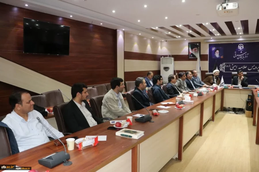 نشست صمیمی اعضای هیئت علمی پردیس های استان  با رئیس دانشگاه فرهنگیان آذربایجان شرقی  9