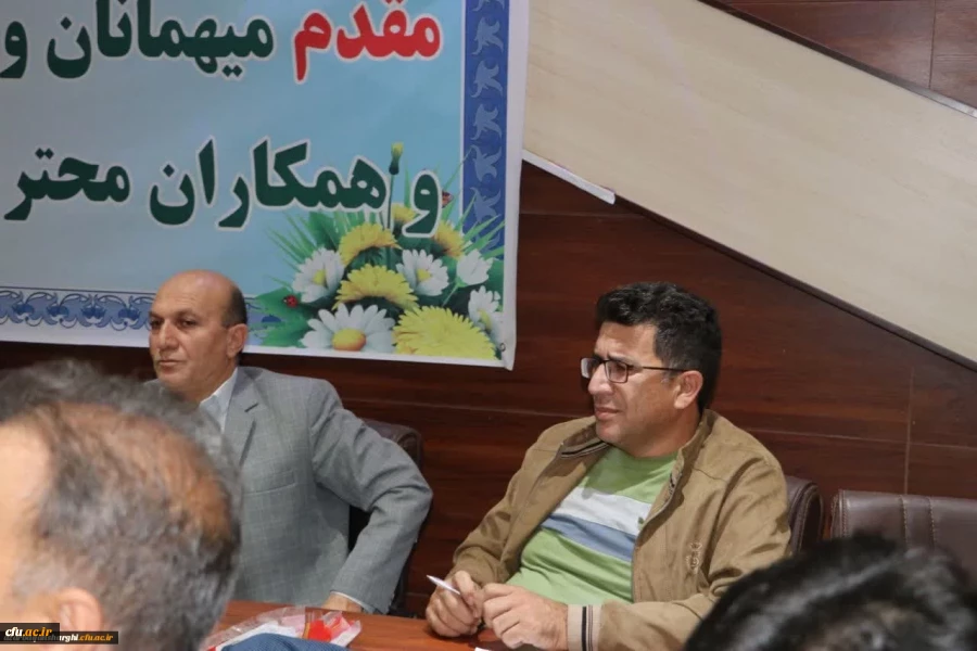 نشست صمیمی اعضای هیئت علمی پردیس های استان  با رئیس دانشگاه فرهنگیان آذربایجان شرقی  11