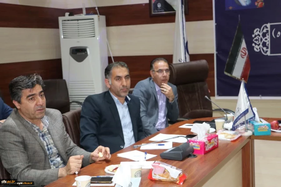 نشست صمیمی اعضای هیئت علمی پردیس های استان  با رئیس دانشگاه فرهنگیان آذربایجان شرقی  17