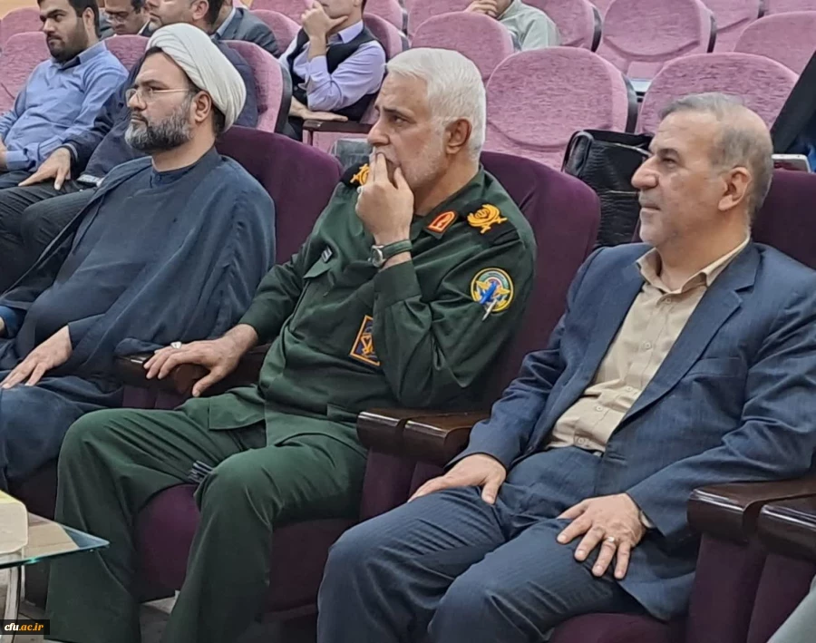 جلسه هم اندیشی با موضوع نقش آفرینی اساتید در مقابله با جنگ شناختی در صحنه دانشگاه 2