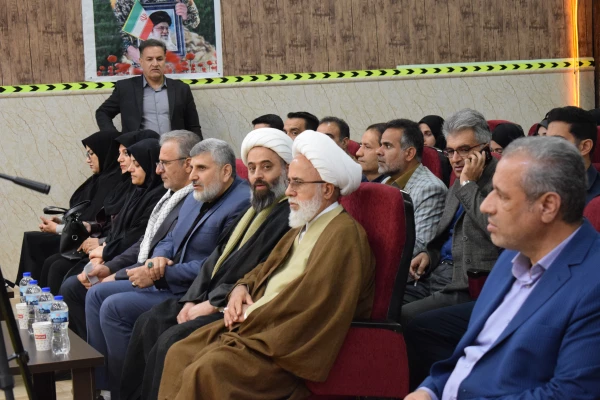  ویژه برنامه تبیینی ارض مقدس با حضور نماینده ولی فقیه و امام جمعه کرمانشاه 4