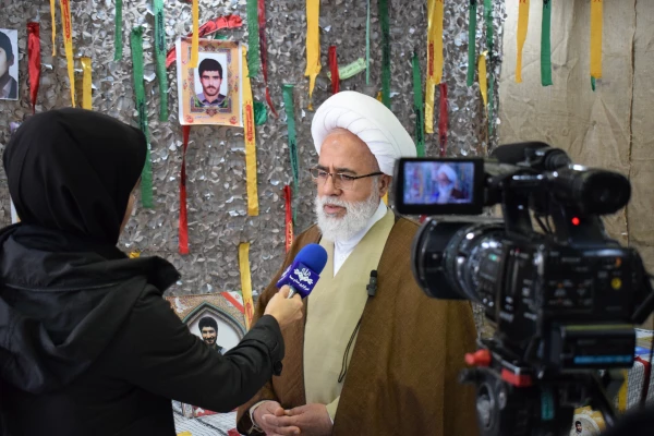  ویژه برنامه تبیینی ارض مقدس با حضور نماینده ولی فقیه و امام جمعه کرمانشاه 10