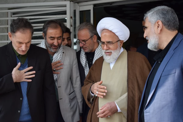  ویژه برنامه تبیینی ارض مقدس با حضور نماینده ولی فقیه و امام جمعه کرمانشاه 9