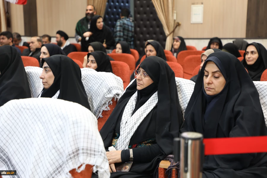 نشست هم اندیشی بسیج کارکنان دانشگاه فرهنگیان 18